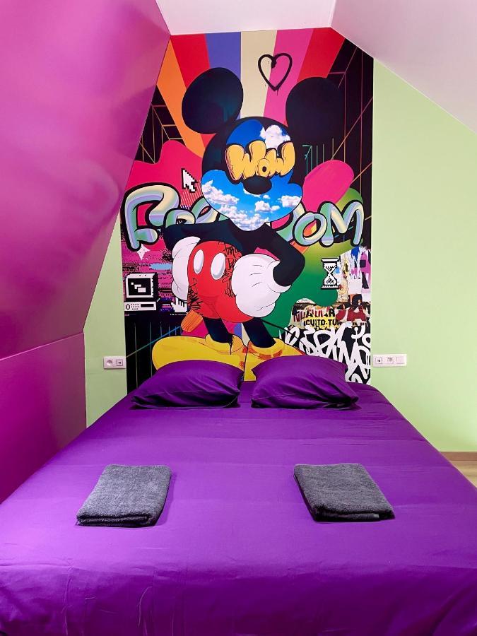 Capsule Forever Young - Jacuzzi - Sauna - Billard - Arcade De Jeux - Netflix & Home Cinema - Ping Pong Hastiere-par-dela エクステリア 写真