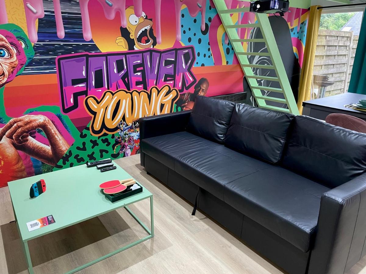 Capsule Forever Young - Jacuzzi - Sauna - Billard - Arcade De Jeux - Netflix & Home Cinema - Ping Pong Hastiere-par-dela エクステリア 写真